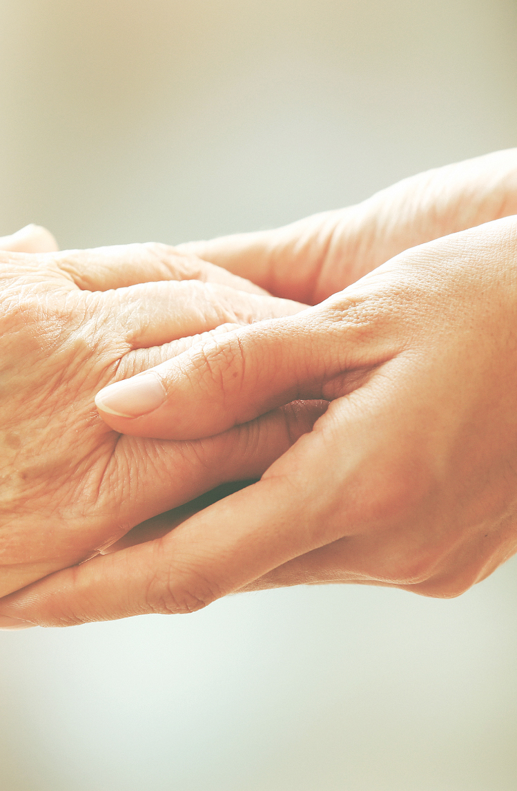 手を繋いでいるイメージ